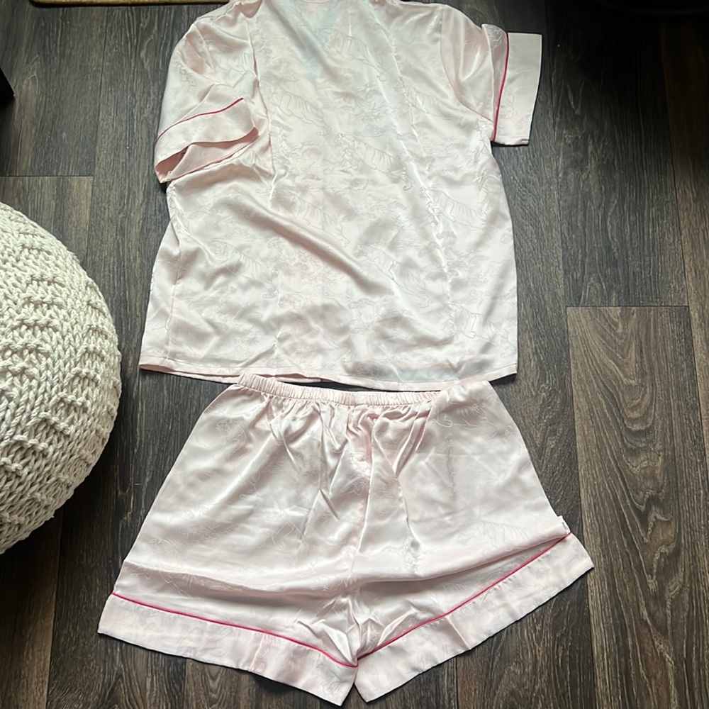 Luvlette Pajama Set - Picture 4 of 7